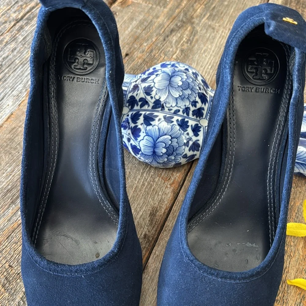 Tory Burch Therese 65MM Suede Veg Pump Royal Navy Size 9 - Picture 3 of 11